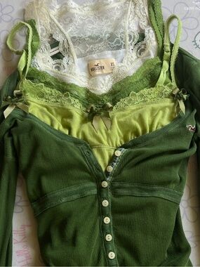 ♡ Y2K ♡ Hollister Abercrombie Green Layered Lace Henley Curated Top Set